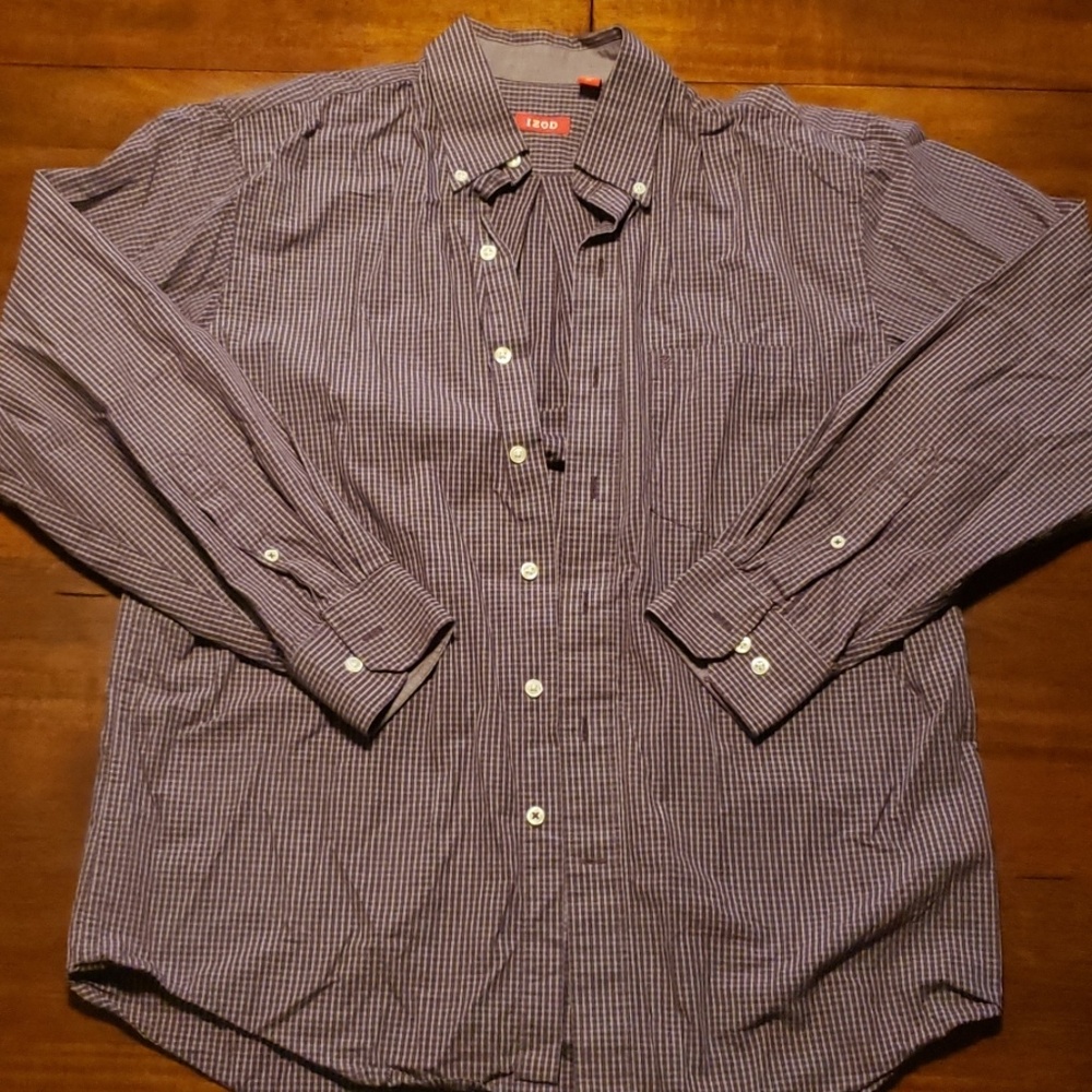 IZOD Long Sleeve Button Up Shirt